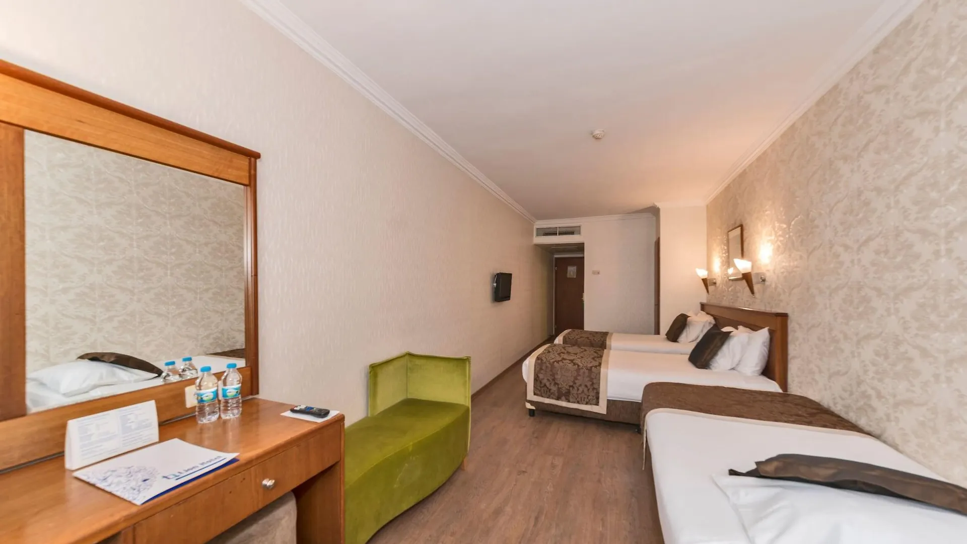 איסטמבול Four Sides Taksim Lion Hotel&Spa מלון