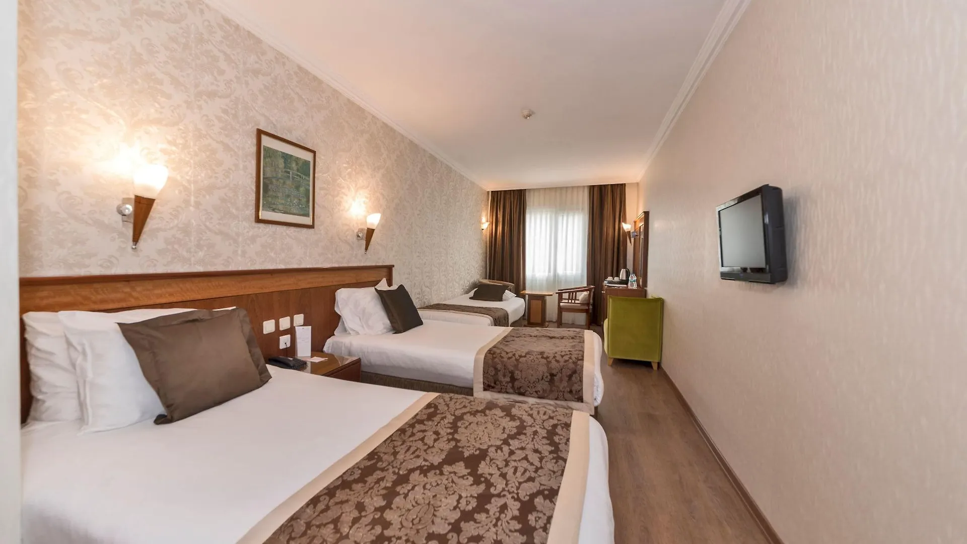 איסטמבול Four Sides Taksim Lion Hotel&Spa מלון