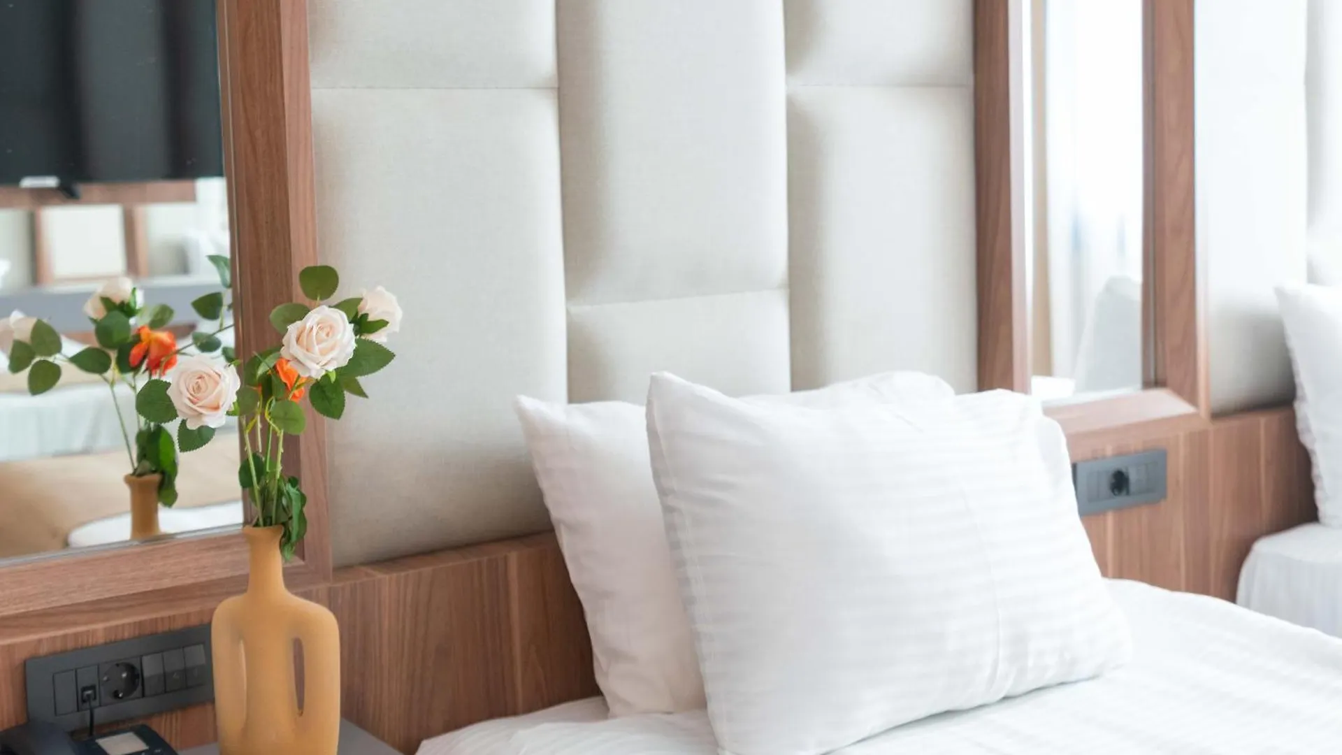 איסטמבול Four Sides Taksim Lion Hotel&Spa מלון